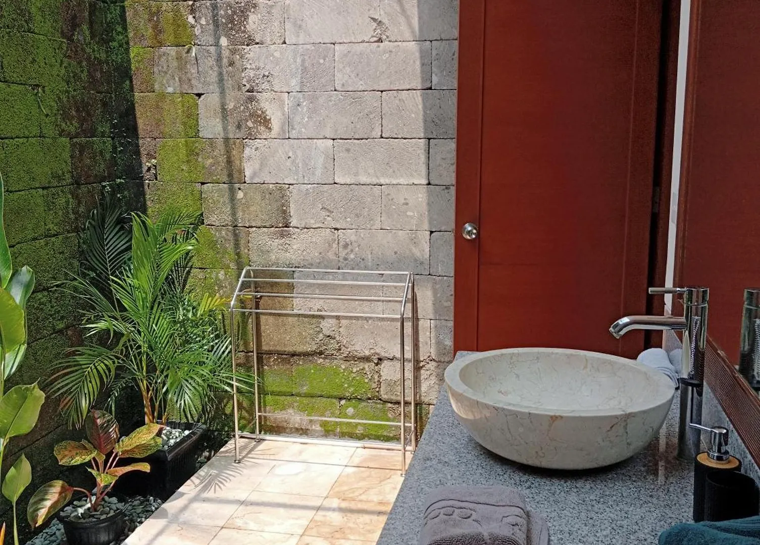 住宿加早餐酒店 Pondok Indah Villa Ujung