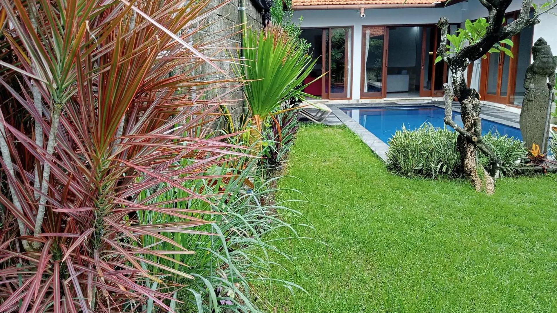 Pondok Indah Villa Ujung 0*,  Indonesia